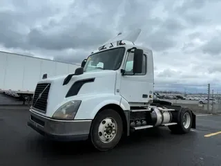2016 Volvo VNL42TRACTOR