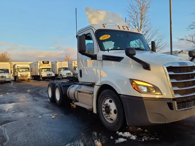 2019 FREIGHTLINER/MERCEDES NEW CASCADIA PX12664