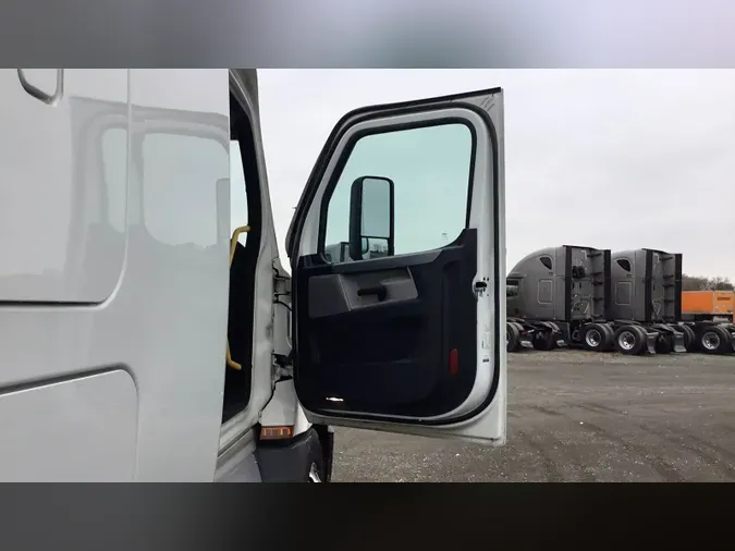 2022 Freightliner Cascadia 1267ed34c9a4005949ce23d6f4e7761518e