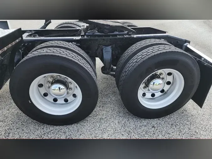 2020 FREIGHTLINER CASCADEVO1