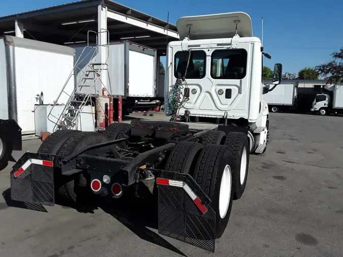 2014 FREIGHTLINER/MERCEDES CASCADIA 125