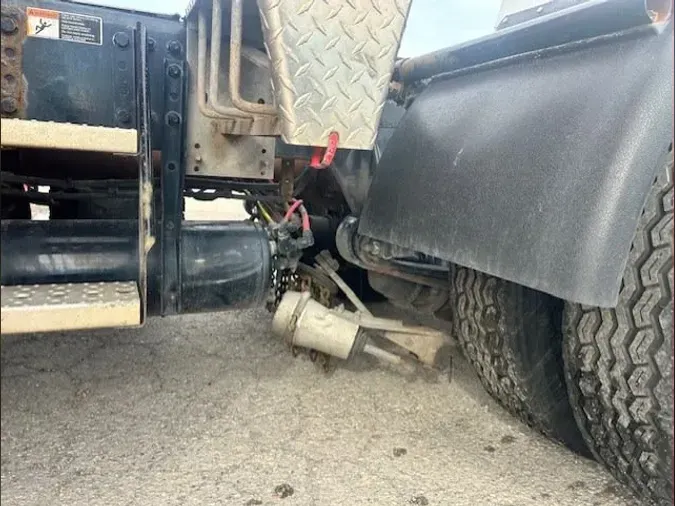 2019 FREIGHTLINER/MERCEDES CASCADIA 125