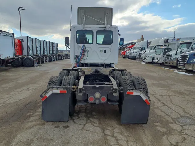 2018 FREIGHTLINER/MERCEDES CASCADIA 125