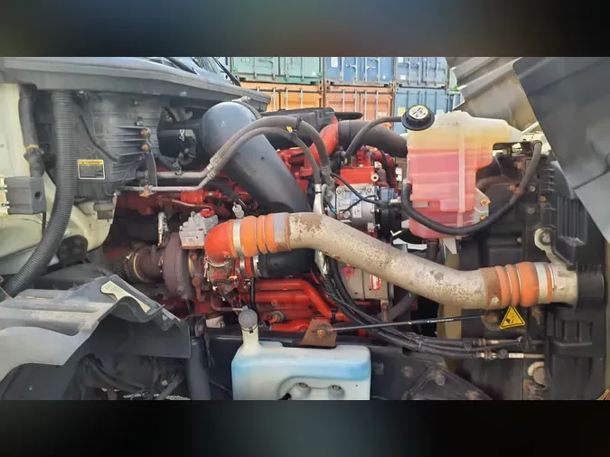 2019 NAVISTAR INTERNATIONAL LT625 DAYCAB T/A