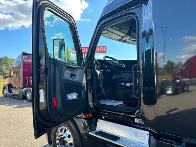 2020 Freightliner Cascadia