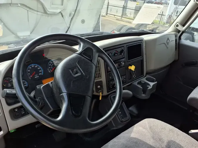 2019 NAVISTAR INTERNATIONAL 4300