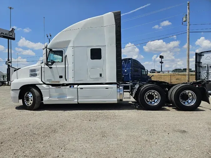 2023 MACK AN64T