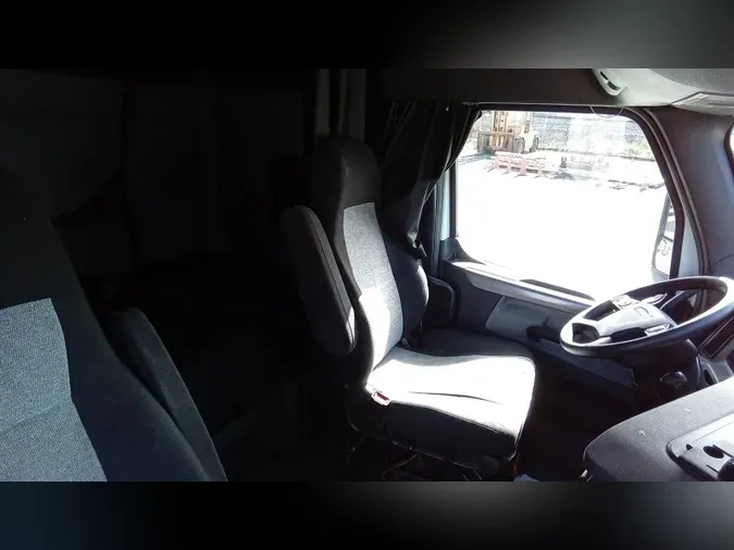 2021 Freightliner Cascadia 1267ee68450174c8f7f01510d7fbfcd0ac4