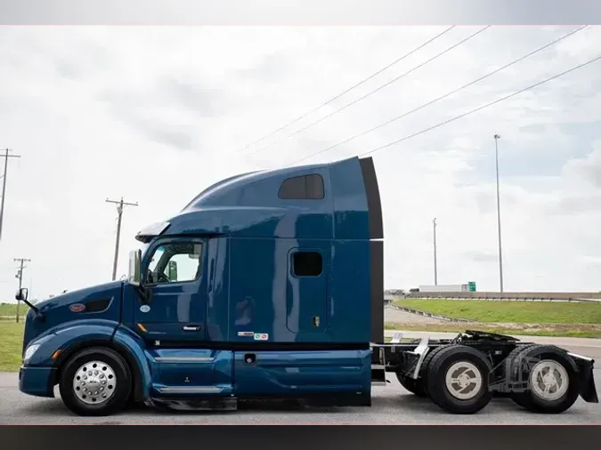 2020 PETERBILT 579