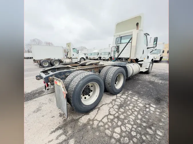 2018 NAVISTAR INTERNATIONAL LT625 DAYCAB T/A