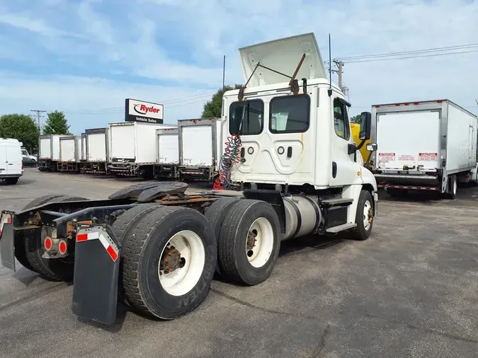 2018 FREIGHTLINER CASCADIA 125