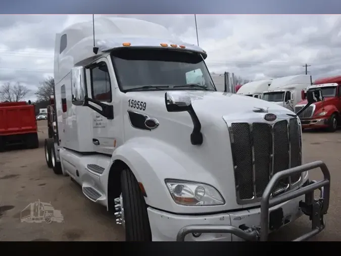 2019 PETERBILT 579