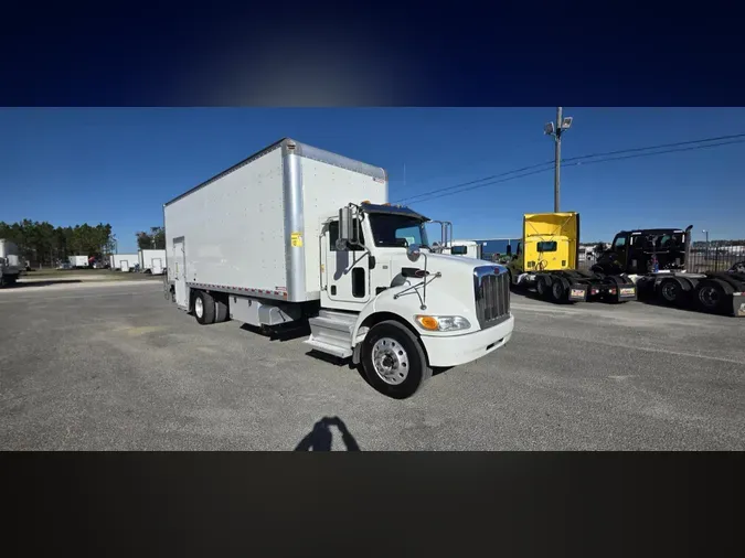 2020 Peterbilt 337