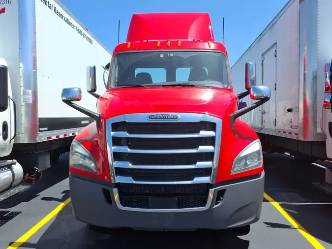 2020 FREIGHTLINER NEW CASCADIA PX12664
