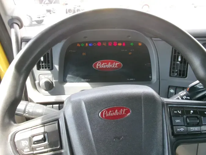 2023 Peterbilt 5797f098e20ee8cdb031aac76f00fa433f5