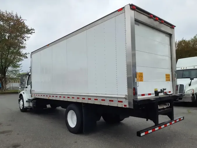 2017 FREIGHTLINER M2 106