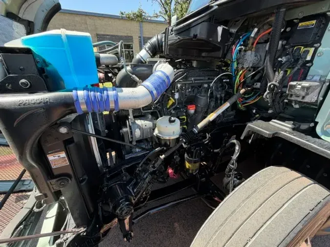 2021 KENWORTH T680