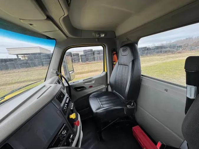 2021 Peterbilt 5797f17f59d061beac2198ddf8a034b3fea