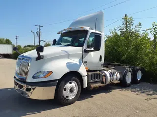 2019 NAVISTAR INTERNATIONAL LT625 DAYCAB T/A
