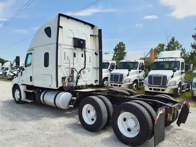 2019 FREIGHTLINER/MERCEDES NEW CASCADIA PX126647f24ea403e642657c0304c8bed0c2001