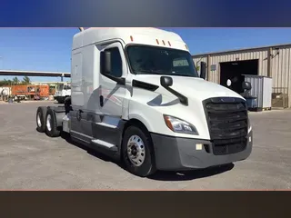 2020 Freightliner Cascadia