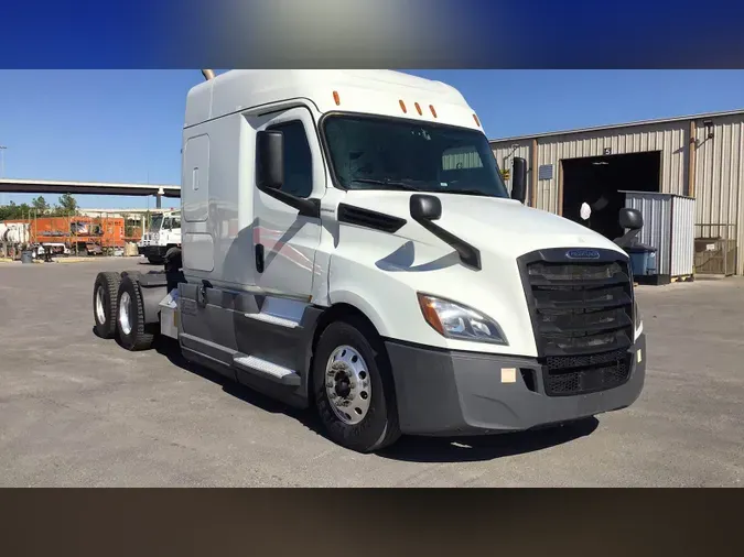 2020 Freightliner Cascadia7f26906fcc260c5bdfdfb19e9ded2743