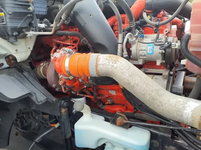 2019 NAVISTAR INTERNATIONAL LT625 DAYCAB T/A