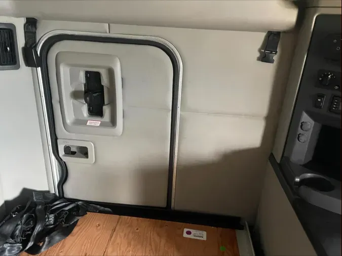 2022 Peterbilt 579