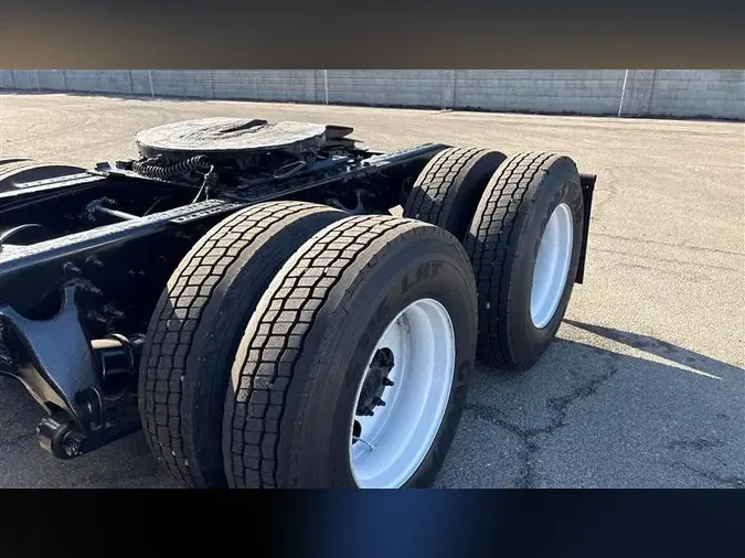 2022 INTERNATIONAL LT