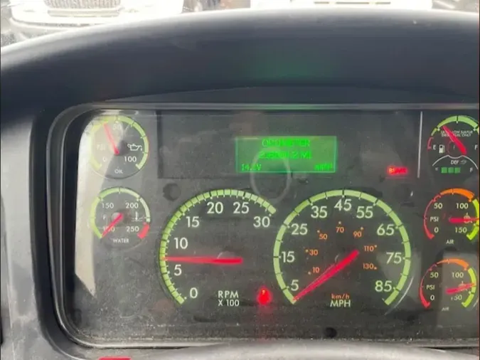 2020 FREIGHTLINER/MERCEDES M2 1067f35714af2c1e4e463290b0af0432e97