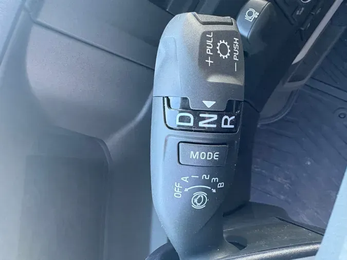 2027 VOLVO TRUCK VNL64TV04