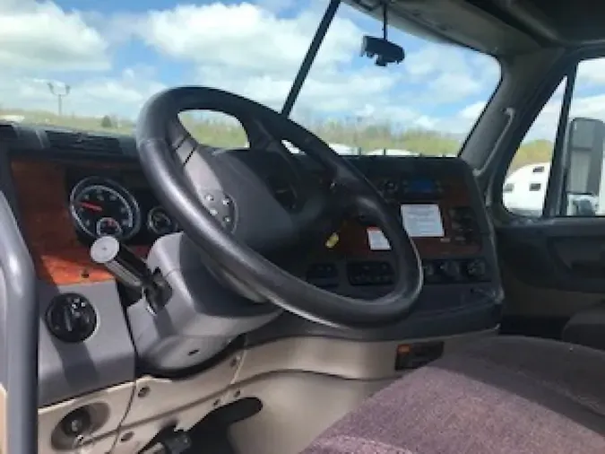 2016 FREIGHTLINER CASCADIA
