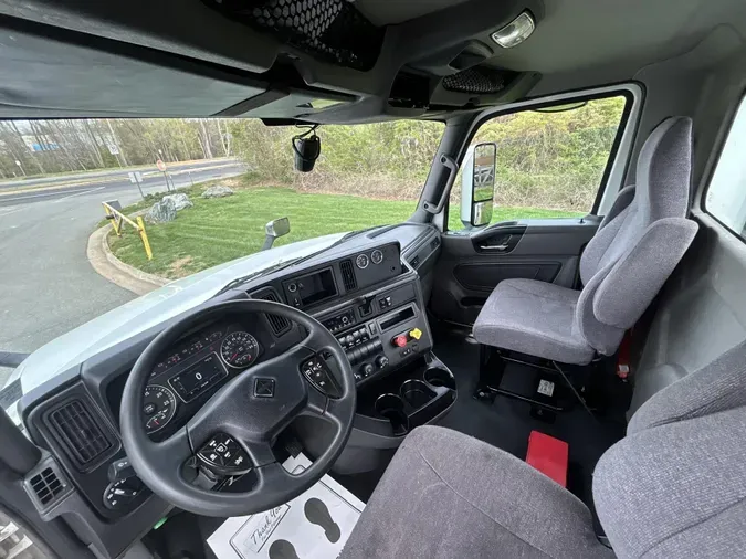 2023 International LT625