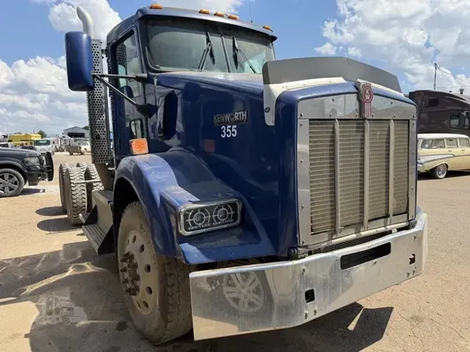 2012 KENWORTH T8007f38edafbfb3f36a85e49f054a7f9d2a
