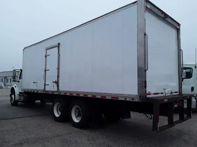 2018 FREIGHTLINER M2 106