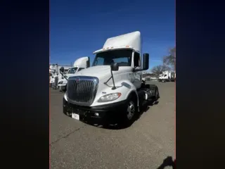2019 NAVISTAR INTERNATIONAL RH613 DAYCAB S/A