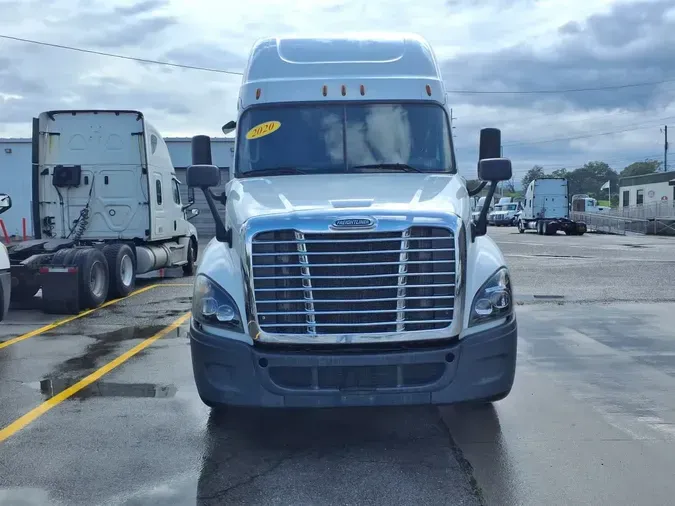 2020 FREIGHTLINER CASCADIA 125