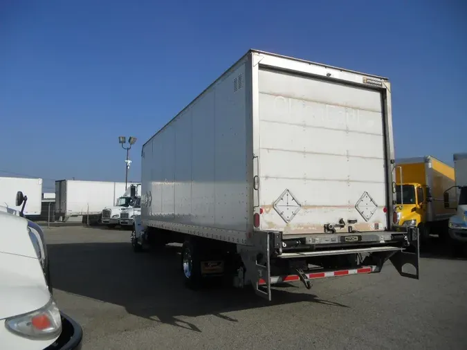 2020 Peterbilt 337