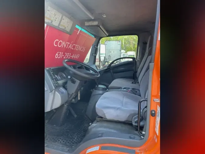 2019 ISUZU NQR