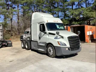 2020 Freightliner Cascadia