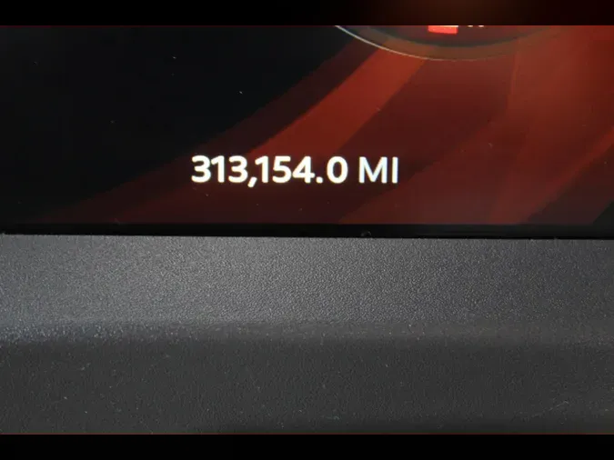 2023 Peterbilt 579