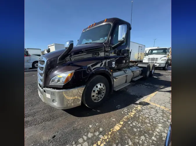 2019 FREIGHTLINER/MERCEDES NEW CASCADIA PX126647f5201c505f6beb634f594511bd420ea