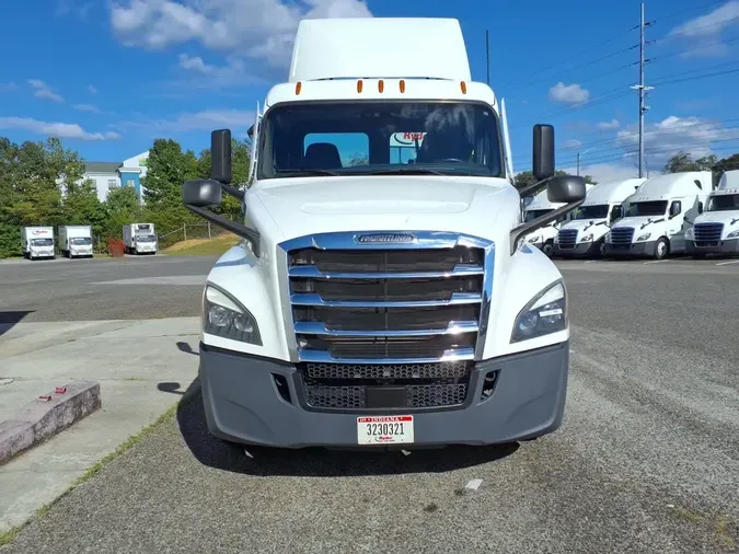 2022 FREIGHTLINER CASCADIA PX12642ST