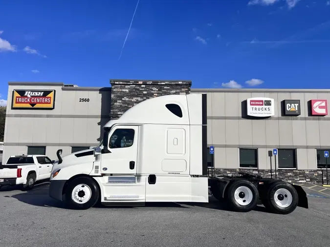 2020 Freightliner Cascadia