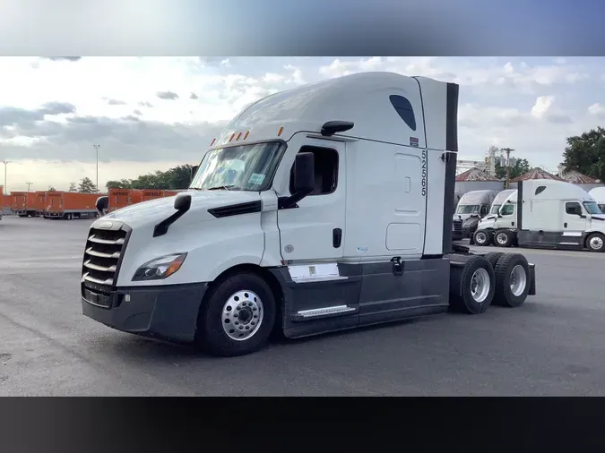 2022 Freightliner Cascadia 1267f5ad3d4947bf68cbcaeb35c8c01d934