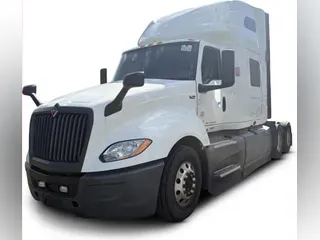 2022 International LT625