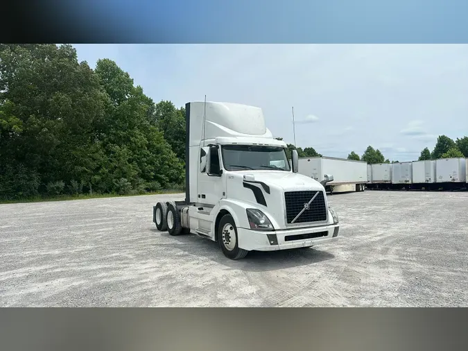 2017 Volvo VNL3007f6156ff323384e1d88844ef80fb57cb