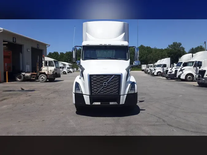 2020 Volvo VNL300