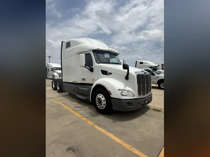 2021 Peterbilt 579