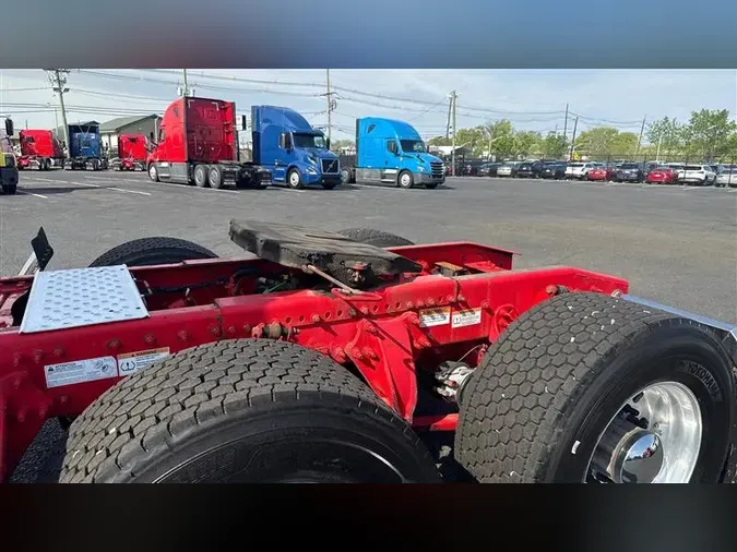 2020 FREIGHTLINER CA116